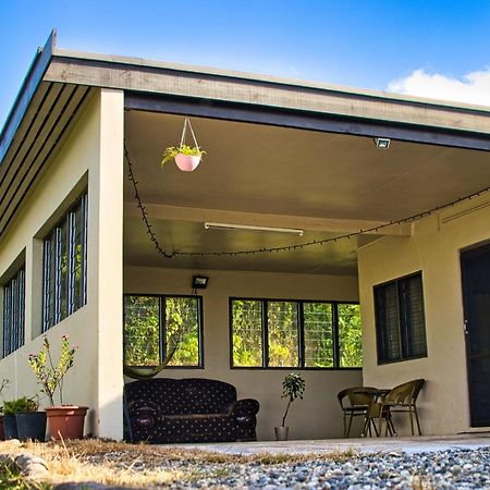 Guddy'S Riverside Cottage Nausori Dış mekan fotoğraf